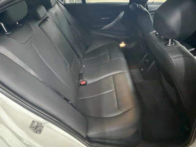 里程只跑10萬，國產車價格，直接開BMW  第8張相片