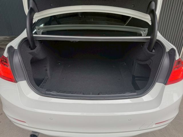 里程只跑10萬，國產車價格，直接開BMW  第16張相片