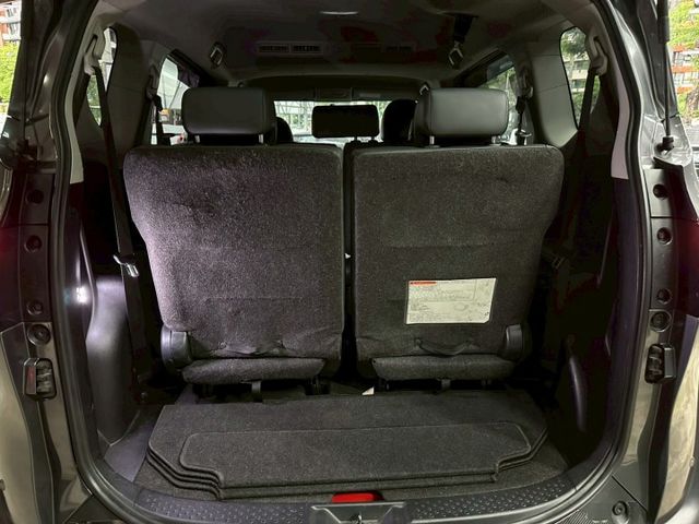 【車朋車業】小七人座，1.8省稅，小改款雙電動滑門  第13張相片