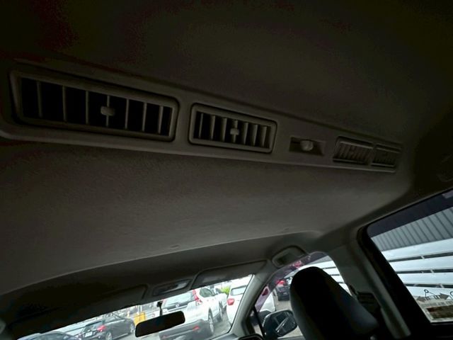 【車朋車業】小七人座，1.8省稅，小改款雙電動滑門  第15張相片
