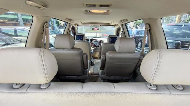 MAZDA MPV 只跑八萬  第4張相片