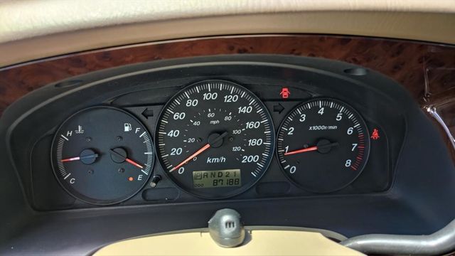 MAZDA MPV 只跑八萬  第9張相片