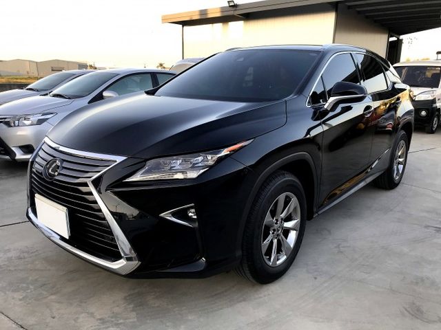 汽車圖片 1張相片中古車 可全貸0元交車 19年式lexus 凌志rx300 2 0 小改款更人性化 配備應有盡有 須預約賞車 Lexus 淩志 Rx 彰化縣