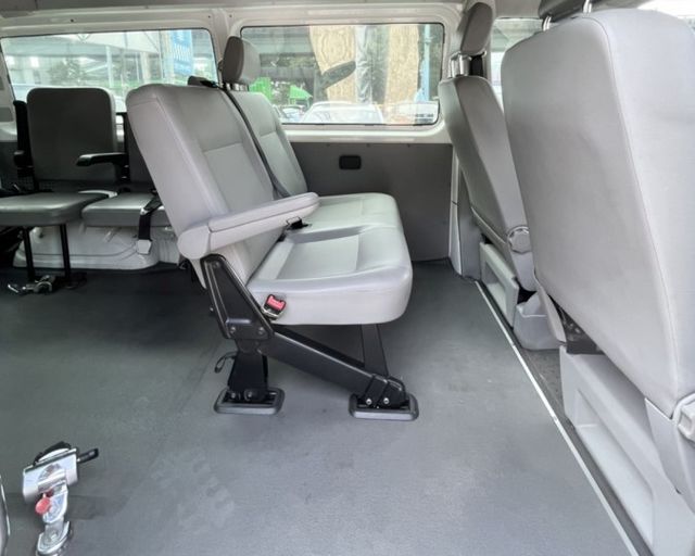 ✅福斯✅T5✅原廠高頂✅福祉車✅一手車✅復康巴士✅輪椅車✅輪椅升降機✅露營車✅可全貸✅免頭款✅免保人✅免聯徵✅二手✅中古  第8張相片