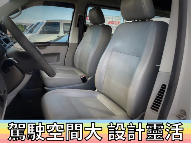 ✅福斯✅T5✅原廠 高頂✅福祉車✅一手車✅復康巴士✅輪椅車✅輪椅升降機✅露營車✅車泊✅車宿✅車床✅野營✅二手✅中古  第4張相片