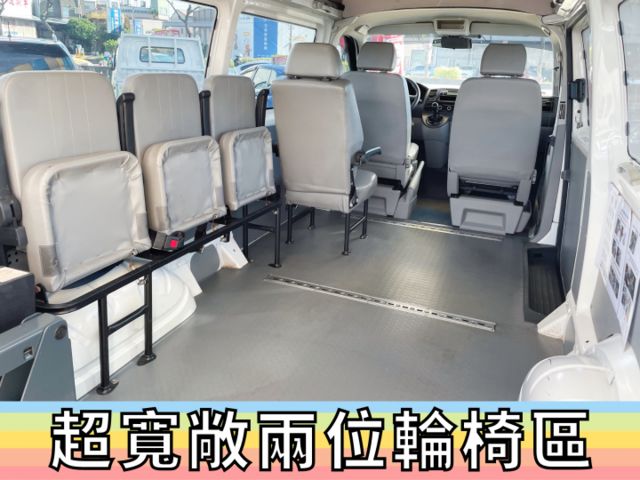 ✅福斯✅T5✅原廠 高頂✅福祉車✅一手車✅復康巴士✅輪椅車✅輪椅升降機✅露營車✅車泊✅車宿✅車床✅野營✅二手✅中古  第17張相片