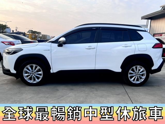 ✅新車保固中✅油電混合✅原鈑件✅數位儀錶板✅恆溫空調✅只跑5萬公里✅可全貸✅免頭款✅免保人✅免聯徵✅二手✅中古✅強力過件  第16張相片