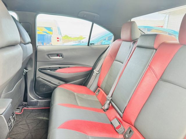 ✅2023 Toyota Altis 1.8✅ GR Sport 油電✅ 里程僅跑1萬6✅ 原廠保固中✅原版件✅免保人✅  第4張相片