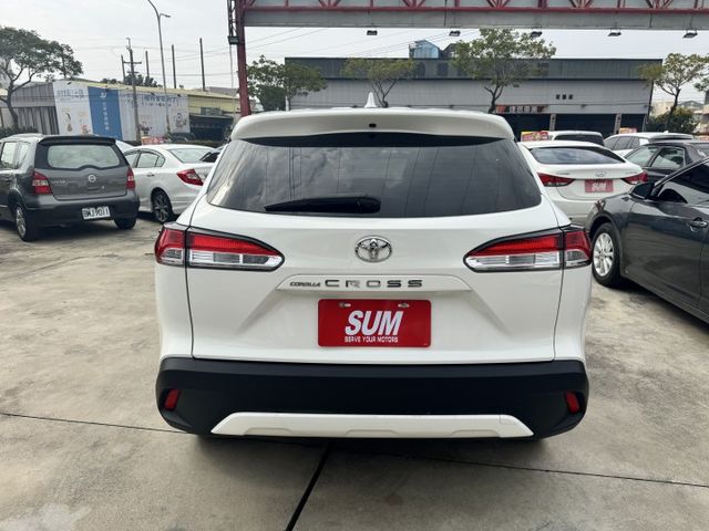 ✅2021年COROLLA CROSS ✅認證車✅免KEY/摸門解鎖 ✅都在原廠✅最高可貸75萬✅免頭款✅免保人✅  第17張相片