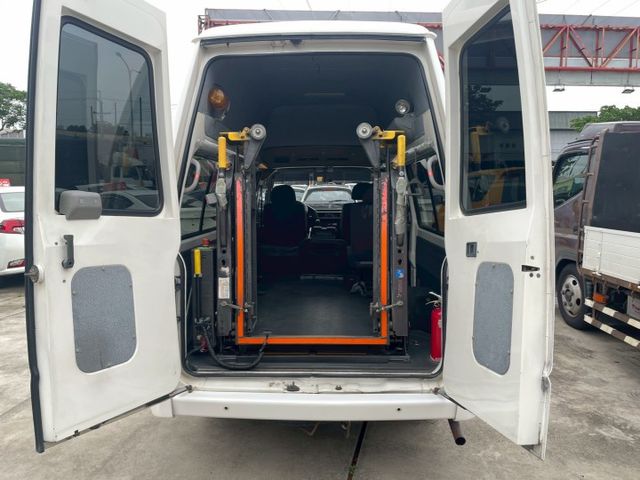 ✅改款✅2013年得利卡✅原鈑件✅福祉車✅一手車✅復康巴士✅輪椅升降機✅可全貸✅免頭款✅  第15張相片