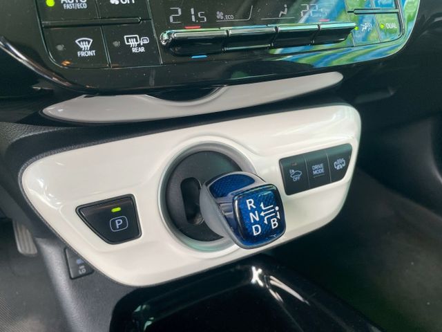 ✅插電式油電PHV✅60公里純電✅油電✅定速.恆溫✅可全貸✅免頭款✅免保人✅免聯徵✅二手✅中古✅  第11張相片