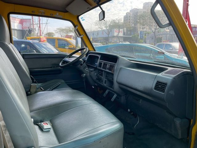 ✅2006✅僅跑7萬✅升降尾門✅Ford 福特  ✅載卡多 2.0✅貨車 ✅省油✅耐用✅台電退役✅可全貸✅免頭款  第8張相片