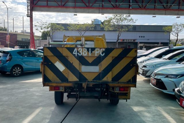 ✅2006✅僅跑7萬✅升降尾門✅Ford 福特  ✅載卡多 2.0✅貨車 ✅省油✅耐用✅台電退役✅可全貸✅免頭款  第13張相片