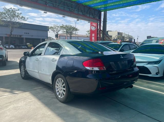 ✅Mitsubishi✅三菱✅Grunder✅僅跑16萬✅經典版✅恆溫✅可全貸✅免保人✅免聯徵✅免頭款  第16張相片