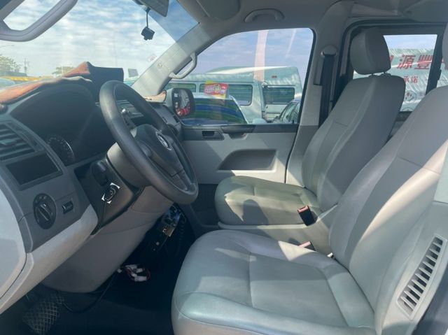 福斯✅T5✅平頂✅長軸✅柴油✅一手車✅露營車✅車泊✅車宿✅車床✅野營✅二手  第2張相片