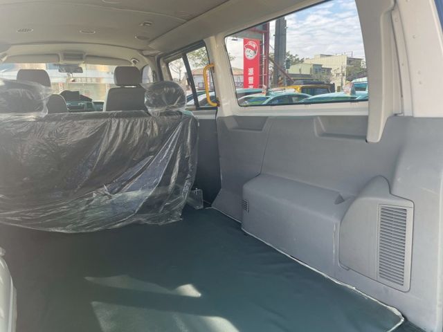 福斯✅T5✅平頂✅長軸✅柴油✅一手車✅露營車✅車泊✅車宿✅車床✅野營✅二手  第17張相片