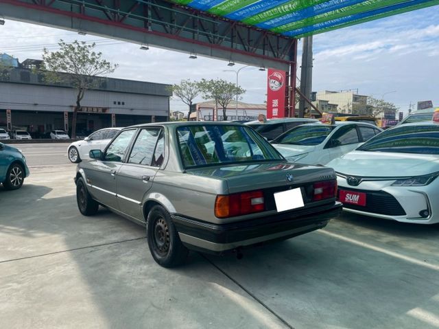 ✅復古✅古董車✅318I✅總代理✅BMW✅整車原廠✅原汁原味✅台灣省舊式車牌✅收藏  第17張相片