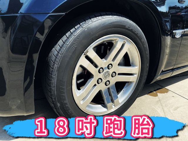 小賓利✅300C 2.7✅大器有派頭✅可全貸✅免頭款✅免保人✅免聯徵✅二手✅中古✅強力過件  第19張相片