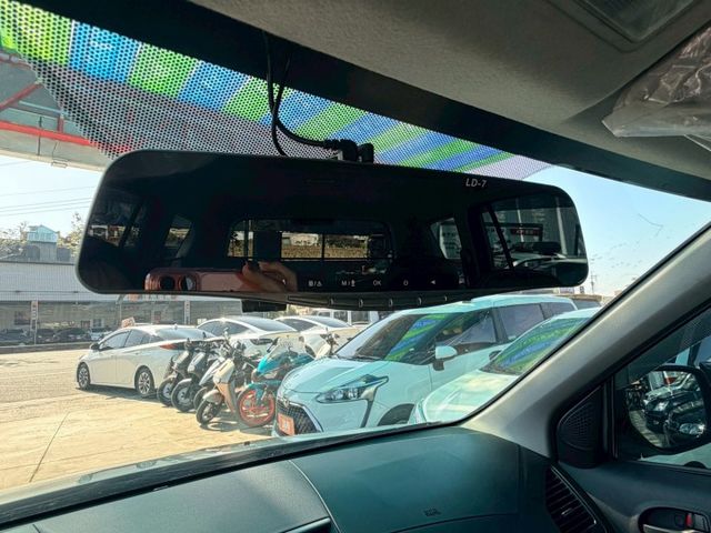 ✅ZINGER✅市場最低價✅倒車顯影✅精緻型✅後座出風口✅純跑4萬✅免保人✅免聯徵✅二手✅中古✅強力過件✅線上申貸  第11張相片