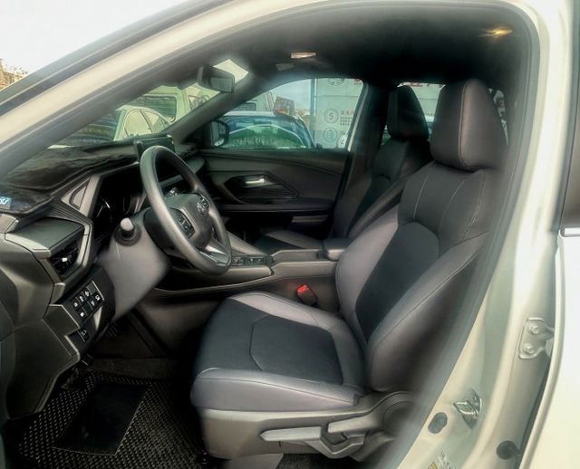 ✅全新領牌車✅Yaris Cross ✅環景/盲點/前後雷達/前後行車紀錄器✅特仕版✅全網最低價✅需配合貸款  第2張相片