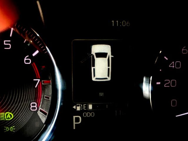 ✅全新領牌車✅Yaris Cross ✅環景/盲點/前後雷達/前後行車紀錄器✅特仕版✅全網最低價✅需配合貸款  第6張相片