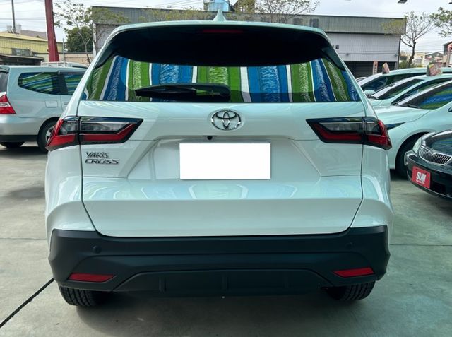 ✅全新領牌車✅Yaris Cross ✅環景/盲點/前後雷達/前後行車紀錄器✅特仕版✅全網最低價✅需配合貸款  第17張相片