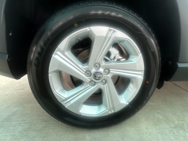 ✅全新領牌車✅Yaris Cross ✅環景/盲點/前後雷達/前後行車紀錄器✅特仕版✅全網最低價✅需配合貸款  第19張相片