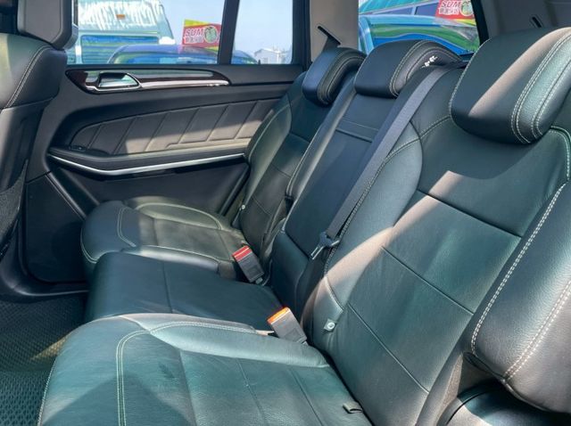 2014✅GL350✅全景天窗✅電動收折座椅✅7人座✅4WD✅定速✅可全貸✅可貸100萬✅免保人  第4張相片