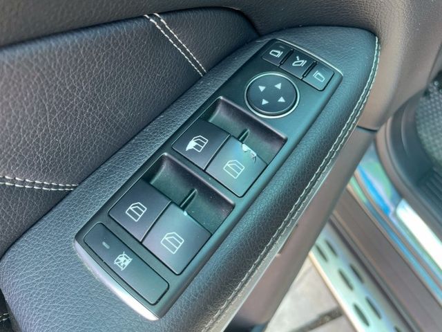 2014✅GL350✅全景天窗✅電動收折座椅✅7人座✅4WD✅定速✅可全貸✅可貸100萬✅免保人  第6張相片