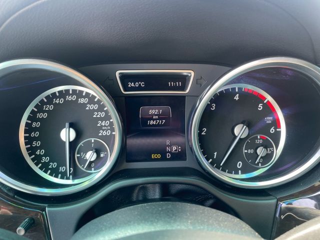 2014✅GL350✅全景天窗✅電動收折座椅✅7人座✅4WD✅定速✅可全貸✅可貸100萬✅免保人  第20張相片