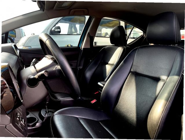 ✅油電✅免鑰匙啟動✅盲點✅LED尾燈✅定速✅實車實價✅一手車✅可全貸✅免頭款  第4張相片