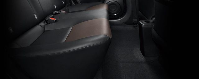 ✅全新領牌車✅VIOS✅國民神車✅經典版✅全網最低價✅需配合貸款+乙式保險  第3張相片