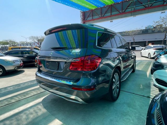 2014✅GL350✅全景天窗✅電動收折座椅✅7人座✅4WD✅定速✅可全貸✅可貸100萬✅免保人  第3張相片