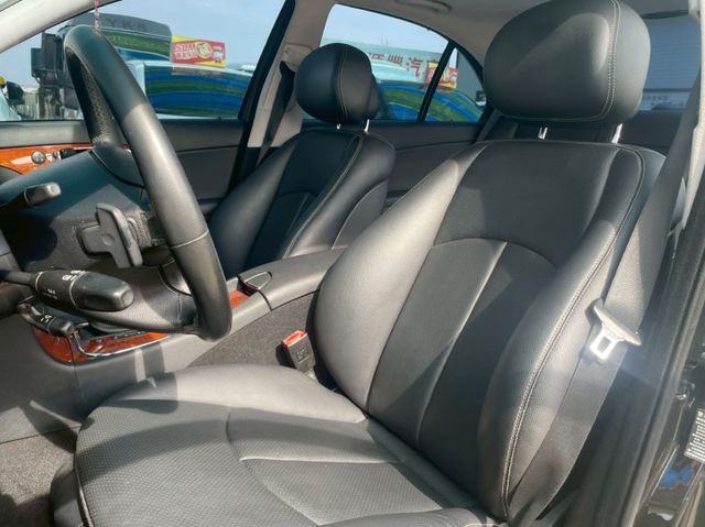 ✅2008年 E280✅總代理✅僅跑8萬✅典雅版✅全景電窗✅倒車顯影✅前座電動椅✅可全貸✅免保人✅強力過件  第3張相片