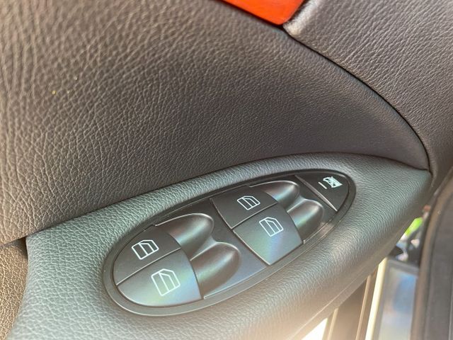 ✅2008年 E280✅總代理✅僅跑8萬✅典雅版✅全景電窗✅倒車顯影✅前座電動椅✅可全貸✅免保人✅強力過件  第7張相片