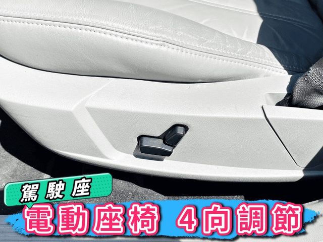 小賓利✅300C 2.7✅大器有派頭✅可全貸✅免頭款✅免保人✅免聯徵✅二手✅中古✅強力過件  第14張相片