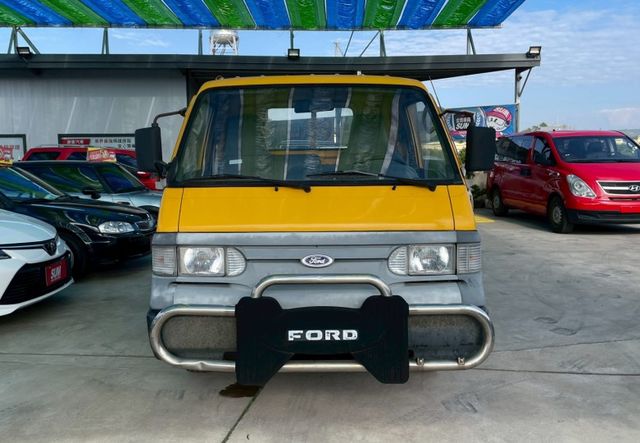 ✅2006✅僅跑7萬✅升降尾門✅Ford 福特  ✅載卡多 2.0✅貨車 ✅省油✅耐用✅台電退役✅可全貸✅免頭款  第15張相片