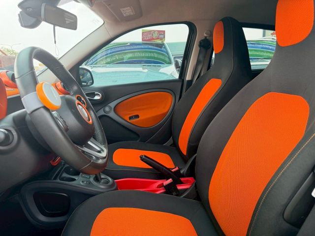 2016年領牌✅SMART Passion版✅Forfour✅恆溫✅剛換4顆輪胎✅倒車顯影✅可全貸✅免頭款✅免  第4張相片