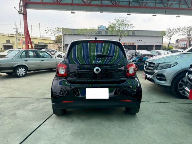 2016年領牌✅SMART Passion版✅Forfour✅恆溫✅剛換4顆輪胎✅倒車顯影✅可全貸✅免頭款✅免  第18張相片