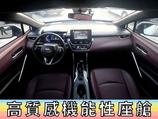 ✅油電車✅原鈑件✅數位儀錶板✅恆溫空調✅只跑5萬公里✅可全貸✅免頭款✅免保人✅免聯徵✅二手✅中古✅強力過件  第4張相片