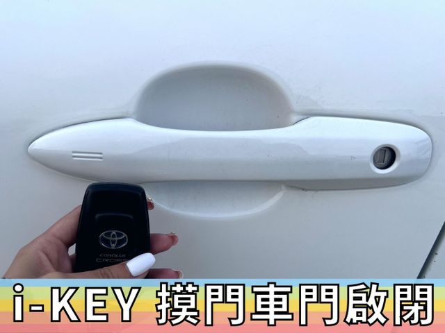 ✅油電車✅原鈑件✅數位儀錶板✅恆溫空調✅只跑5萬公里✅可全貸✅免頭款✅免保人✅免聯徵✅二手✅中古✅強力過件  第17張相片