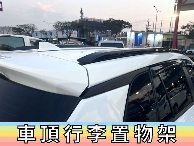 ✅油電車✅原鈑件✅數位儀錶板✅恆溫空調✅只跑5萬公里✅可全貸✅免頭款✅免保人✅免聯徵✅二手✅中古✅強力過件  第18張相片
