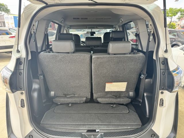 ✅原廠7人座✅雙電動滑門✅倒車顯影✅ISOFIX✅車道偏移警示✅可全貸✅免頭款✅免保人✅免聯徵✅二手✅中古✅強力過件✅  第7張相片