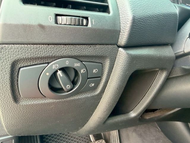 ✅2011年式BMW ✅118I✅小鋼炮✅方向盤快控鍵✅倒車顯影✅小車✅全貸✅超貸✅免保人✅免聯徵  第4張相片