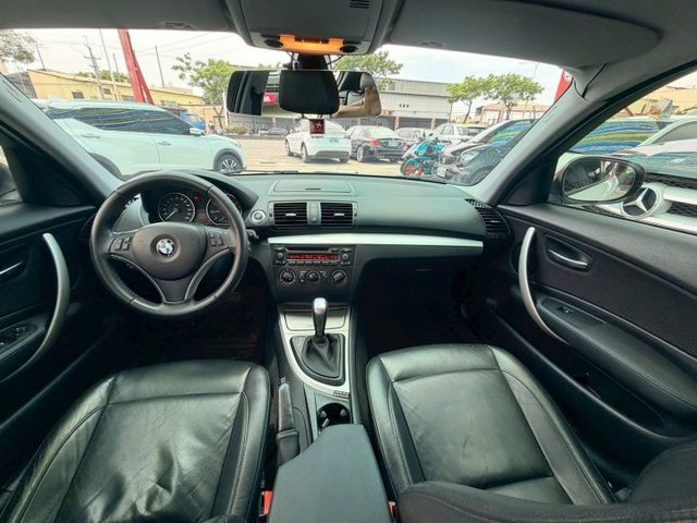 ✅2011年式BMW ✅118I✅小鋼炮✅方向盤快控鍵✅倒車顯影✅小車✅全貸✅超貸✅免保人✅免聯徵  第8張相片