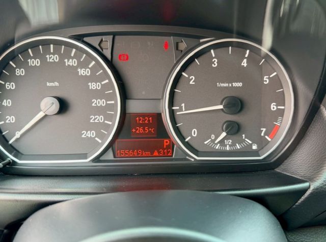 ✅2011年式BMW ✅118I✅小鋼炮✅方向盤快控鍵✅倒車顯影✅小車✅全貸✅超貸✅免保人✅免聯徵  第15張相片
