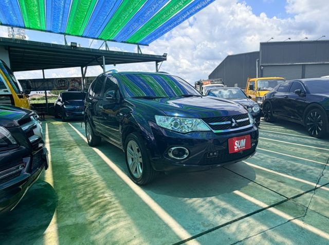 4WD✅環景✅盲點✅恆溫空調✅倒車顯影✅大空間✅商用自用✅免保人✅免聯徵✅二手✅中古✅強力過件  第19張相片