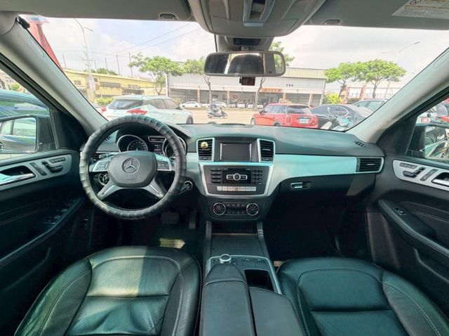 012✅ML350✅天窗✅雙前座電動座椅✅4WD✅定速✅可全貸✅最高可貸58萬✅免保人  第6張相片