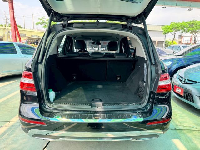 012✅ML350✅天窗✅雙前座電動座椅✅4WD✅定速✅可全貸✅最高可貸58萬✅免保人  第19張相片