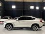 35i 3.0渦輪 天窗 4WD 電尾門 環景 定速 方控 摸門 雙電椅 20吋圈 抬頭 行車  第3張縮圖